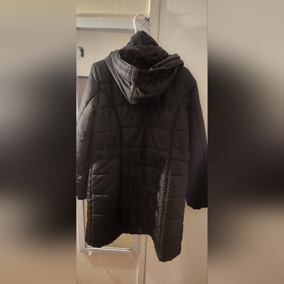 Womens winter jacket - Picture 2 of 4